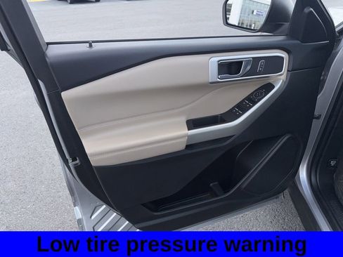 Used 2021 Ford Explorer XLT w/ Equipment Group 202A image 14