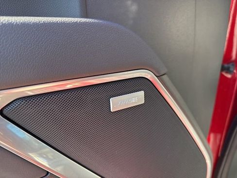 Used 2025 GMC Sierra 3500 SLT w/ SLT Premium Package image 20