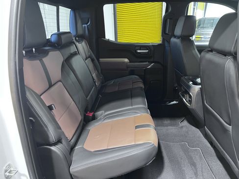 Used 2020 Chevrolet Silverado 1500 High Country w/ LPO, Dark Essentials Package image 18