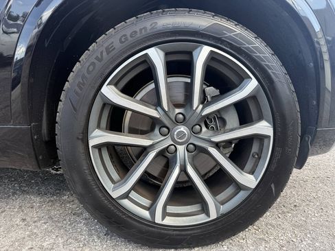 Used 2016 Volvo XC90 T6 Momentum w/ Vision Package AWD/4WD image 29
