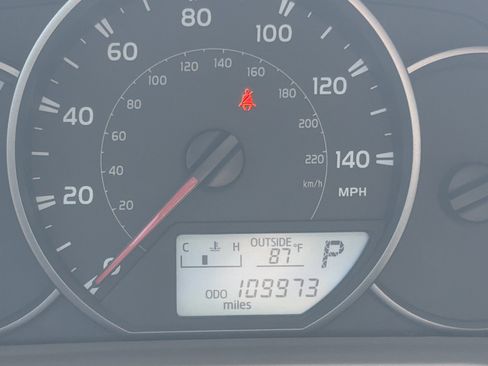Used 2016 Toyota RAV4 LE FWD image 22