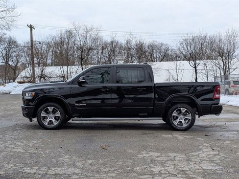 Used 2022 RAM 1500 Laramie w/ Sport Appearance Package image 7
