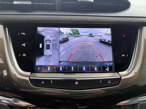 Used 2020 Cadillac XT6 Sport w/ Platinum Package AWD/4WD image 23