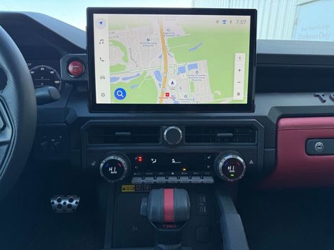 Used 2025 Toyota Tacoma TRD Pro AWD/4WD image 2