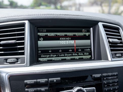 Used 2015 Mercedes-Benz GL 450 4MATIC image 14