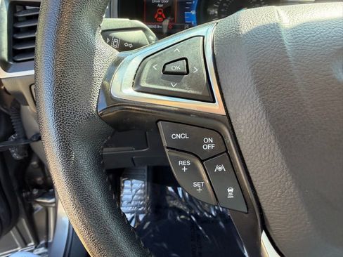 Used 2024 Ford Edge SEL image 23