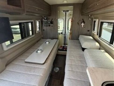 Used 2019 RAM ProMaster 3500 w/ Premium Appearance Group FWD image 12