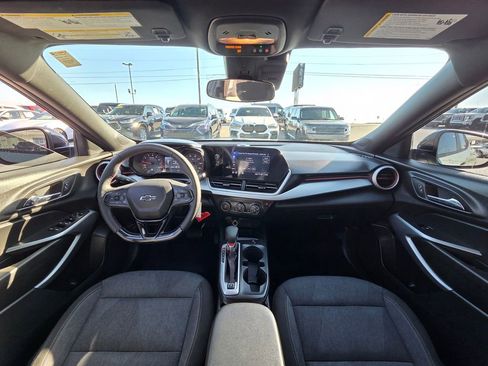 Used 2024 Chevrolet Trax RS image 26