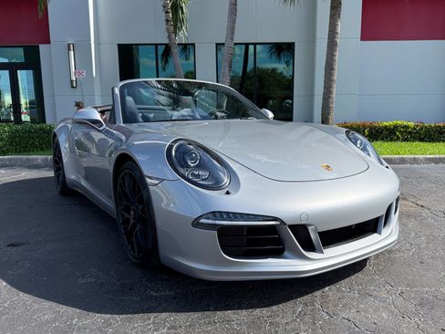 Used 2016 Porsche 911 Carrera GTS image 18