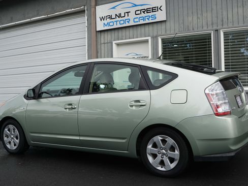 Used 2009 Toyota Prius STANDARD HATCHBACK 4D image 18