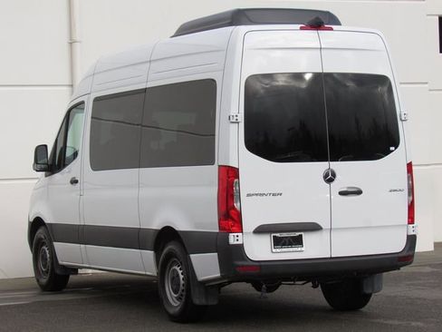 Used 2024 Mercedes-Benz Sprinter 2500 image 5