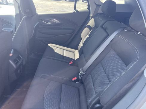Used 2024 GMC Terrain SLE w/ Driver Convenience Package AWD/4WD image 4