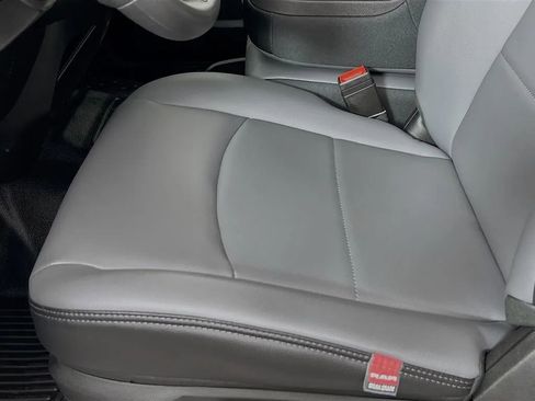 New 2026 RAM 4500 Tradesman w/ Chrome Appearance Group AWD/4WD image 18