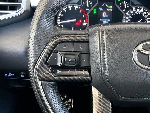 Used 2023 Toyota Tundra Limited AWD/4WD image 12