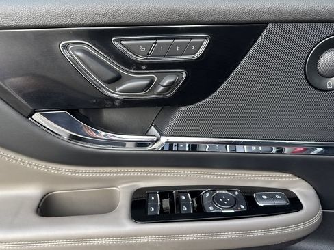 Certified 2025 Lincoln Corsair Grand Touring w/ Equipment Group 302A image 11