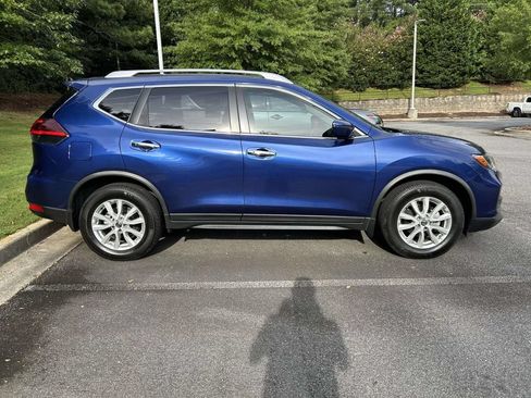 Used 2020 Nissan Rogue SV FWD image 6