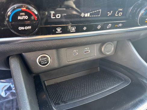 Certified 2023 Nissan Rogue SV FWD image 19