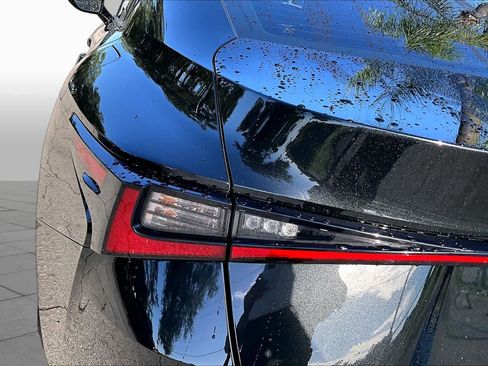 Used 2024 Lexus IS 300 w/ Premium Package RWD image 29