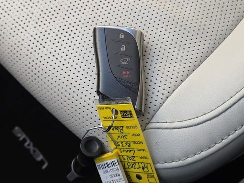 Used 2023 Lexus RX 350 Premium Plus image 36