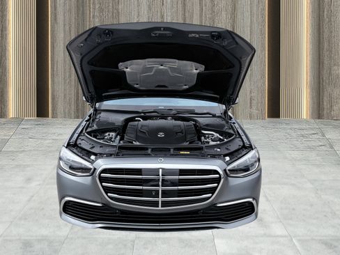Used 2023 Mercedes-Benz S 580 4MATIC Sedan image 14