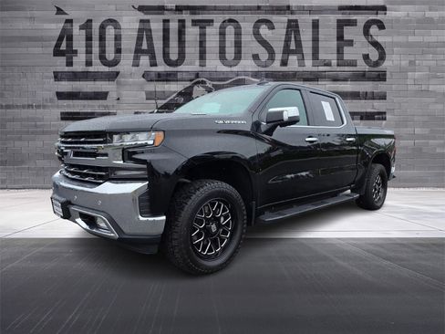 Used 2020 Chevrolet Silverado 1500 LTZ w/ LTZ Premium Package AWD/4WD image 11