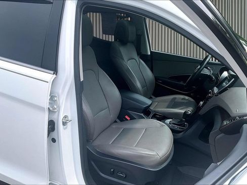 Used 2017 Hyundai Santa Fe Sport AWD/4WD image 8