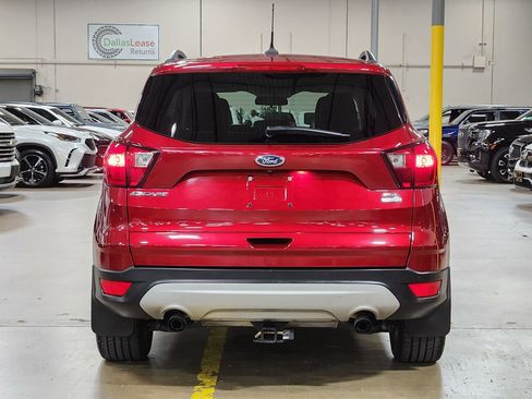 Used 2019 Ford Escape SEL image 10