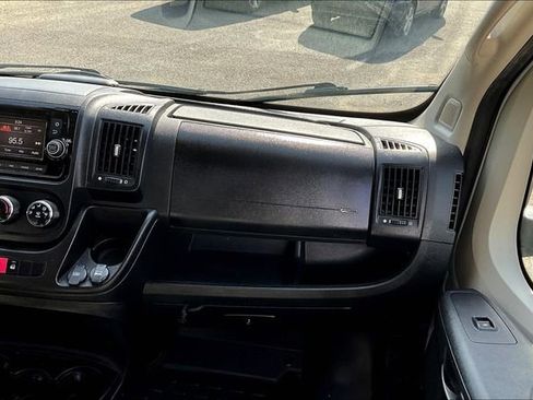 Used 2020 RAM ProMaster 2500 w/ Interior Convenience Group FWD image 16