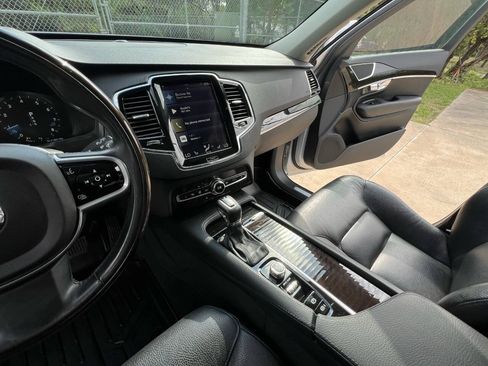 Used 2018 Volvo XC90 T6 Momentum w/ Convenience Package AWD/4WD image 47