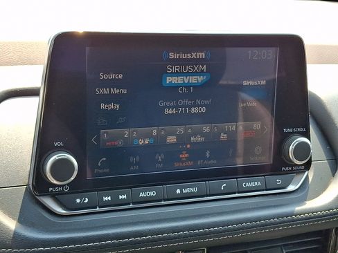 Used 2022 Nissan Rogue SV AWD/4WD image 16