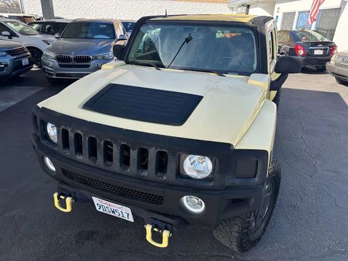 Used 2007 HUMMER H3 image 4
