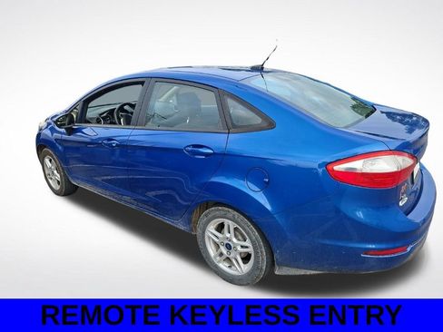 Used 2019 Ford Fiesta SE FWD image 5