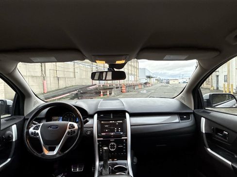 Used 2011 Ford Edge Sport w/ Driver Entry Pkg AWD/4WD image 56