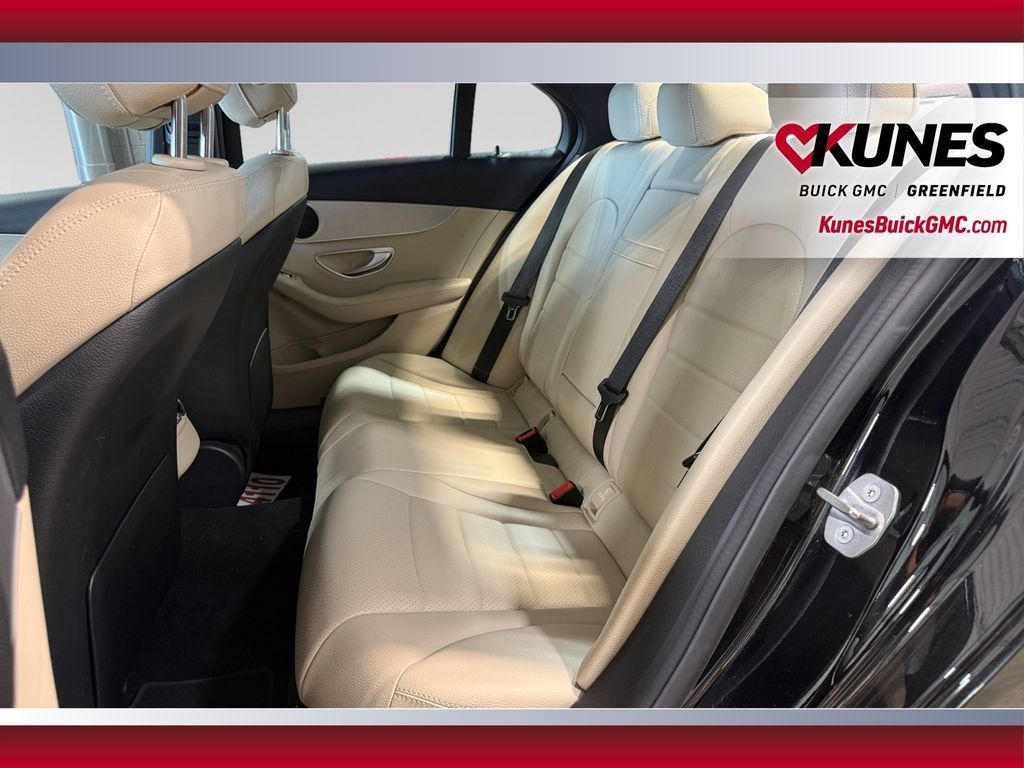Used 2017 Mercedes-Benz C 300 4MATIC Sedan image 34