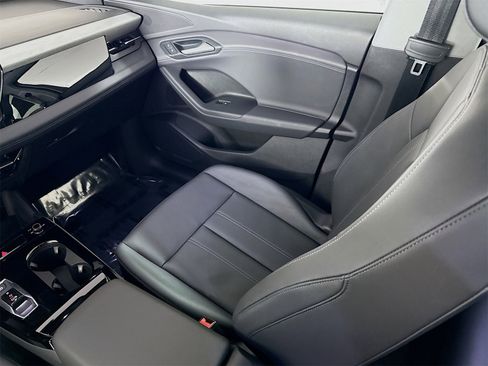 Certified 2025 Audi Q6 e-tron Premium w/ Convenience Package image 23