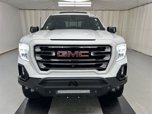 Used 2021 GMC Sierra 1500 AT4 w/ AT4 Premium Package image 3