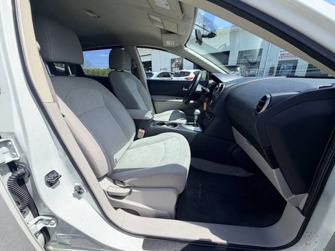 Used 2011 Nissan Rogue S AWD/4WD image 44