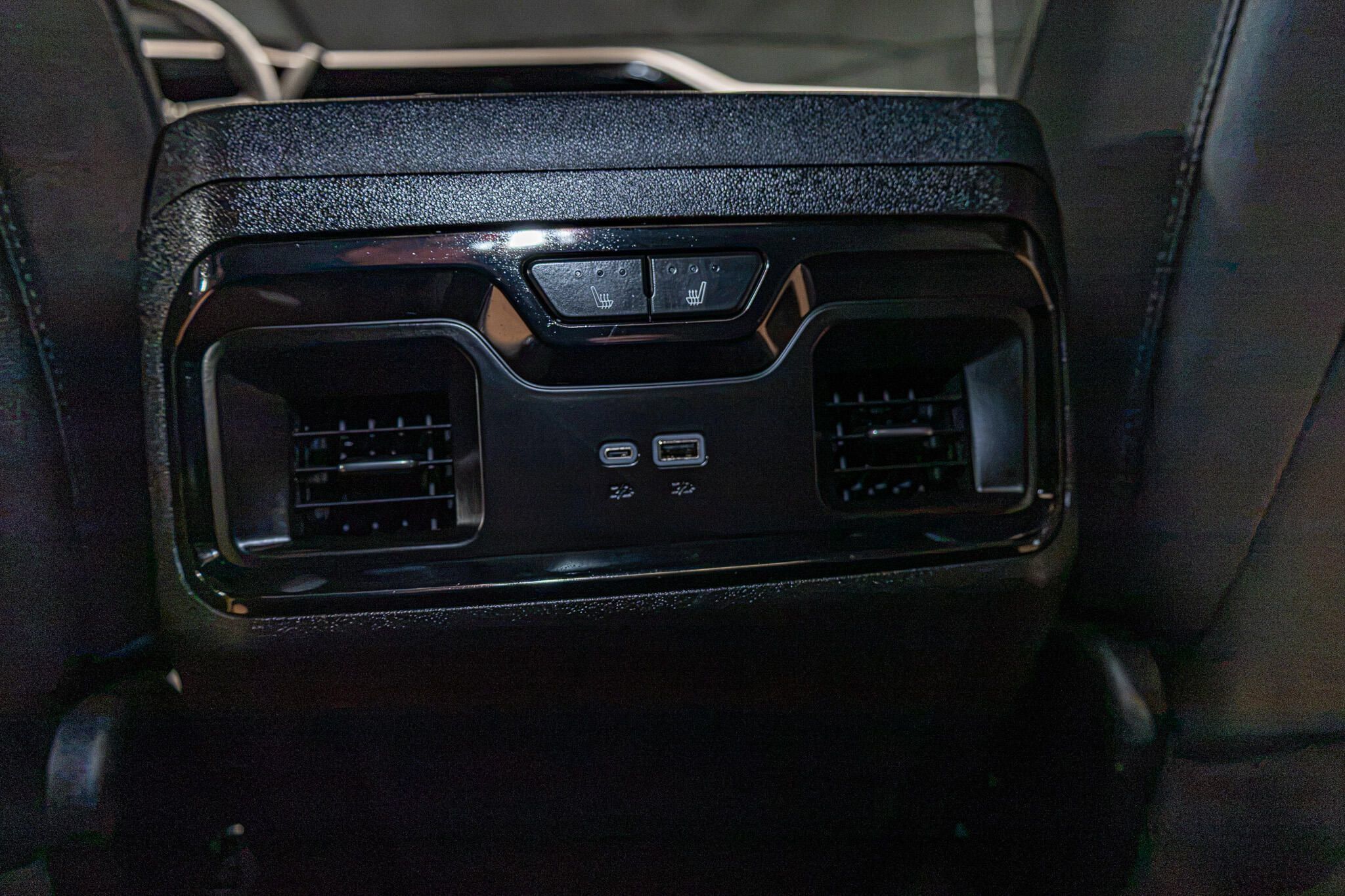 Used 2026 GMC Sierra 2500 AT4 w/ AT4 Premium Plus Package AWD/4WD image 26