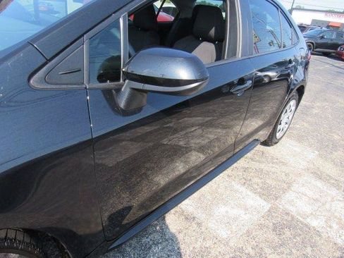 Used 2021 Toyota Corolla LE FWD image 6