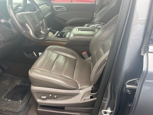 Used 2020 GMC Yukon XL Denali w/ Denali Premium Package RWD image 13