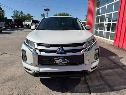 Used 2021 Mitsubishi Outlander Sport ES AWD/4WD image 3