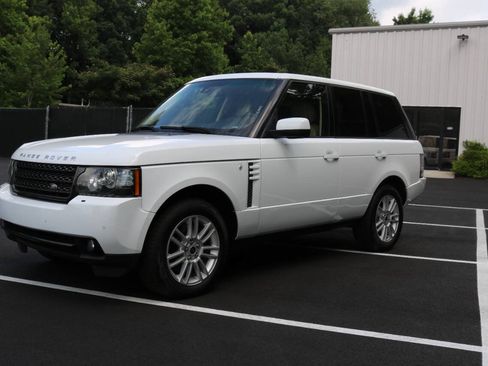 Used 2012 Land Rover Range Rover HSE AWD/4WD image 24