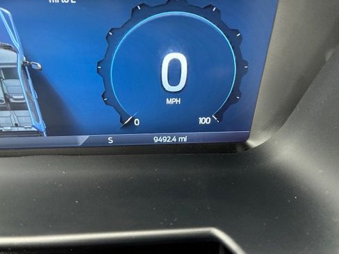 Used 2024 Ford F350 XLT w/ XLT Premium Package image 21