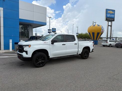 Used 2024 Chevrolet Silverado 1500 LT Trail Boss w/ Convenience Package II AWD/4WD image 13