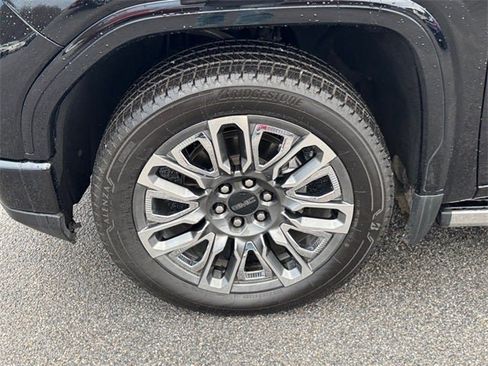 Used 2023 GMC Sierra 1500 Denali Ultimate image 13