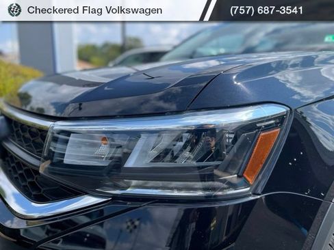 Used 2023 Volkswagen Taos S FWD image 11