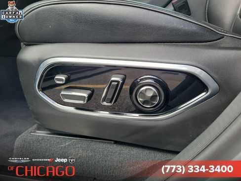 Used 2024 Jeep Grand Cherokee Overland w/ Luxury Tech Group IV AWD/4WD image 20