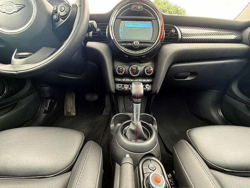 Used 2019 MINI Cooper S FWD image 24