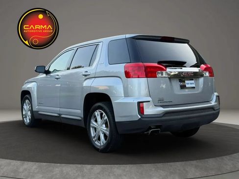 Used 2017 GMC Terrain SLE FWD image 3