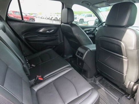 Used 2024 GMC Terrain SLT w/ Infotainment Package II AWD/4WD image 23